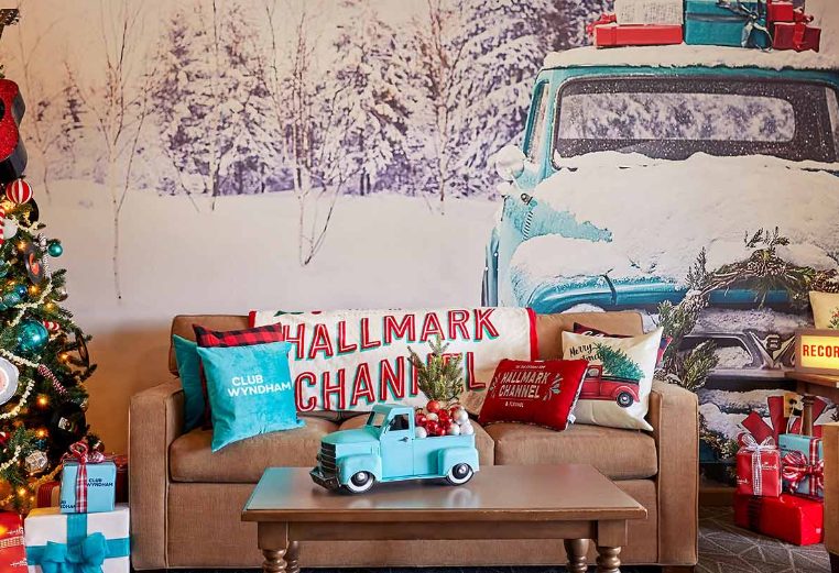  A Hallmark Channel Countdown to Christmas Holiday suite living room at Club Wyndham Nashville.